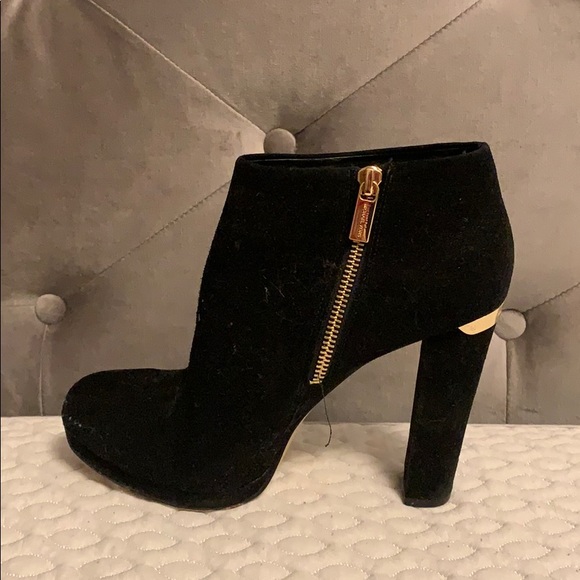 Black booties - Picture 3 of 5